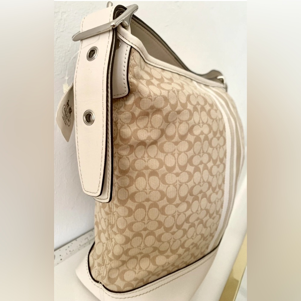 COACH bag LEGACY 2012 NWT condition Duffle Khaki Ivory Signature Glitter Stripe - Picture 5 of 10